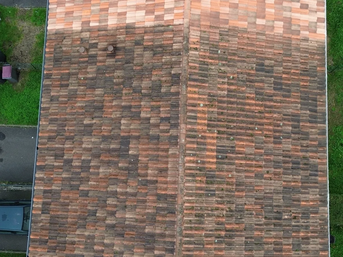 Toiture observée depuis un drone